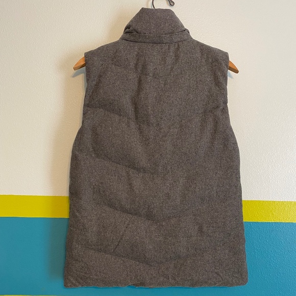 Gap Women's Gray PRIMALOFT Insulated Vest Size S Tall - Picture 3 of 8